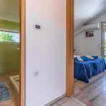 House Palmera * Μεντουλίν